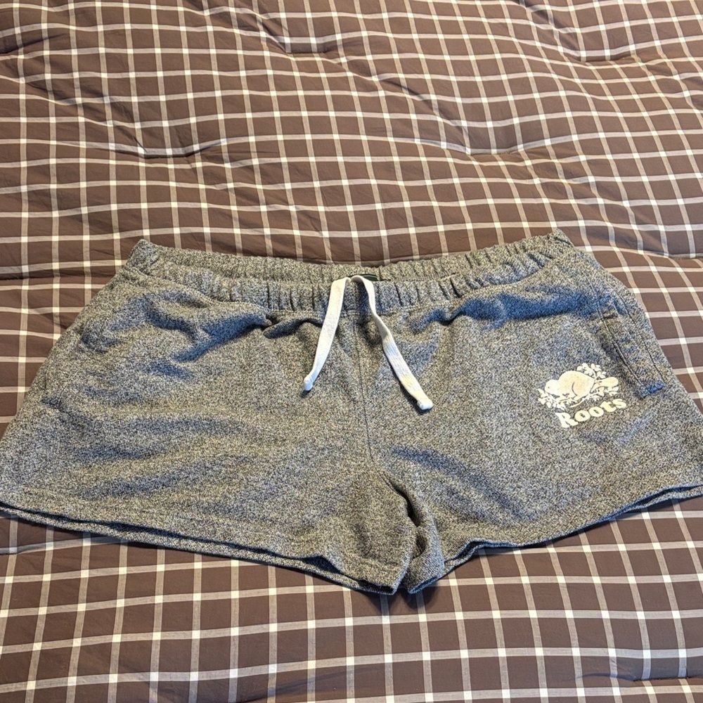 ROOTS salt and pepper sweat shorts